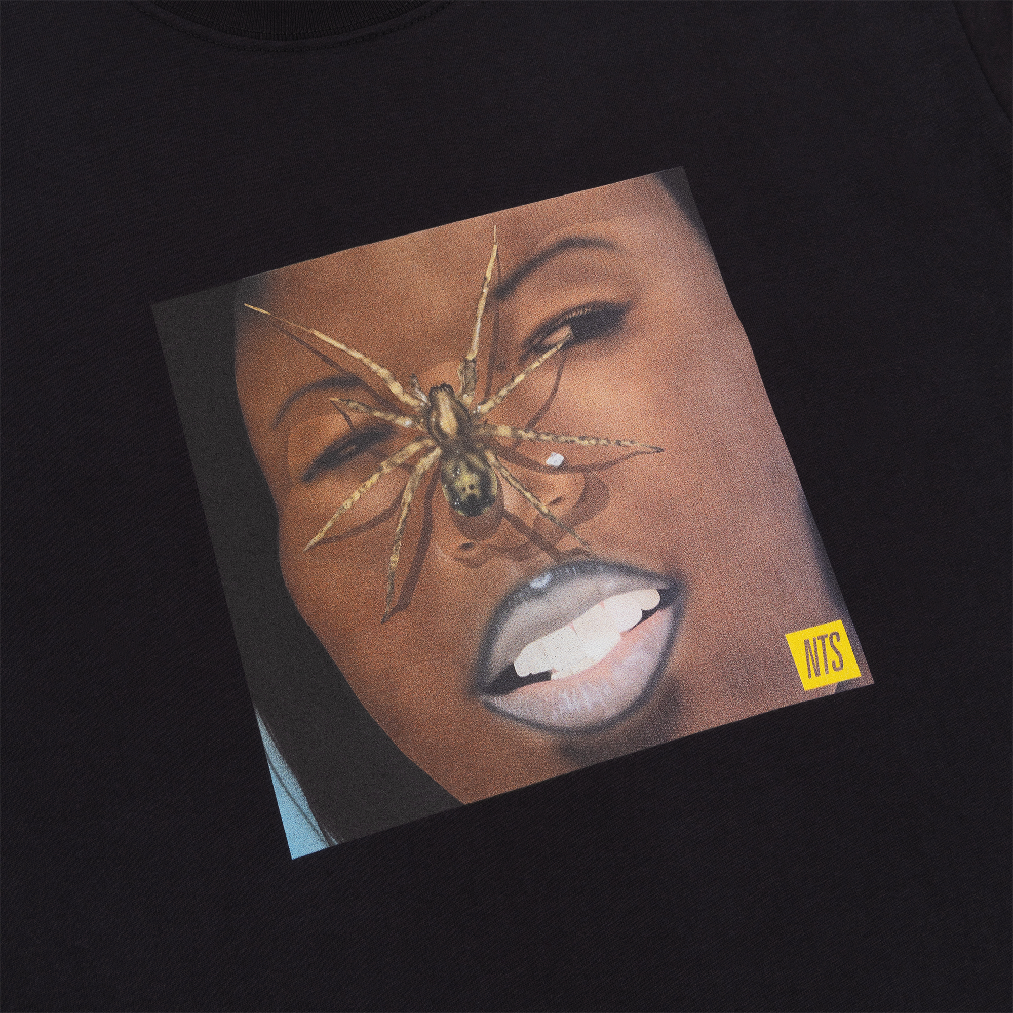 NTS RADIO - Spacebrat x NTS GLEAM TEE – BLACK