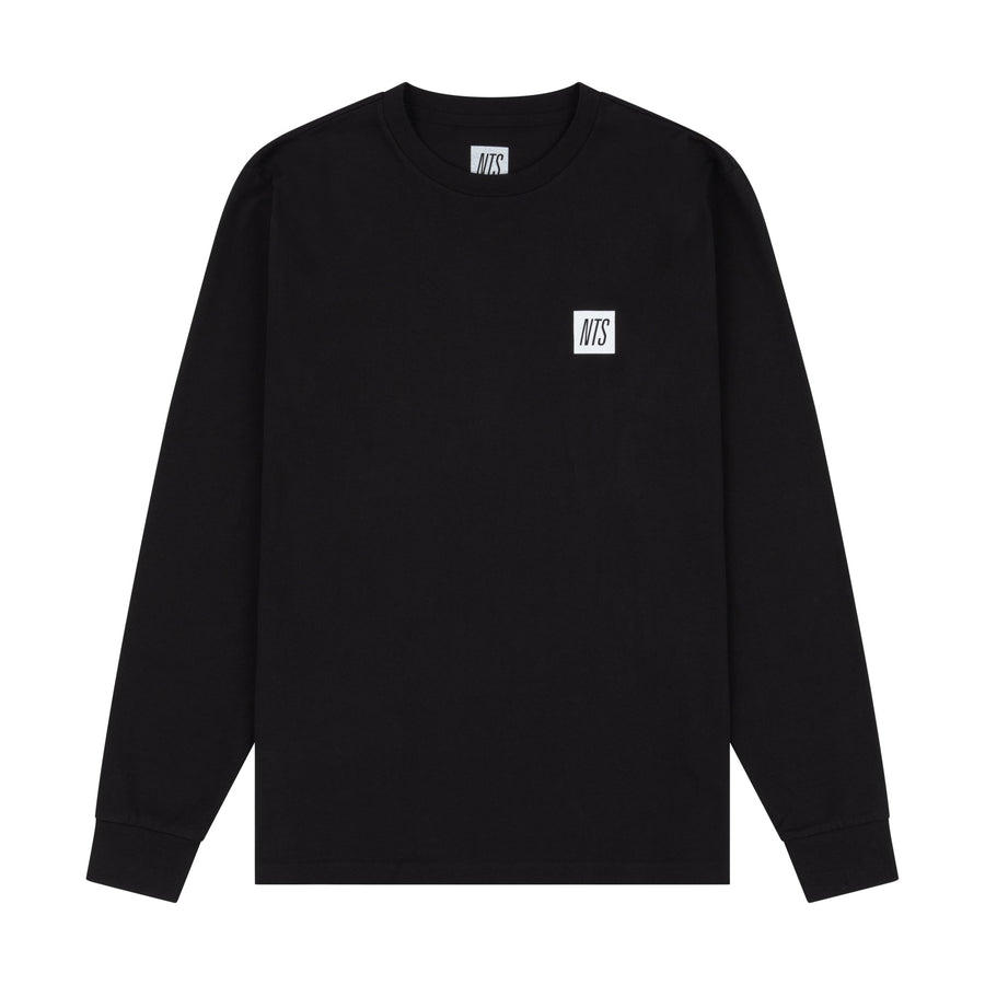 INTERNATIONAL BLACK LONGSLEEVE TEE