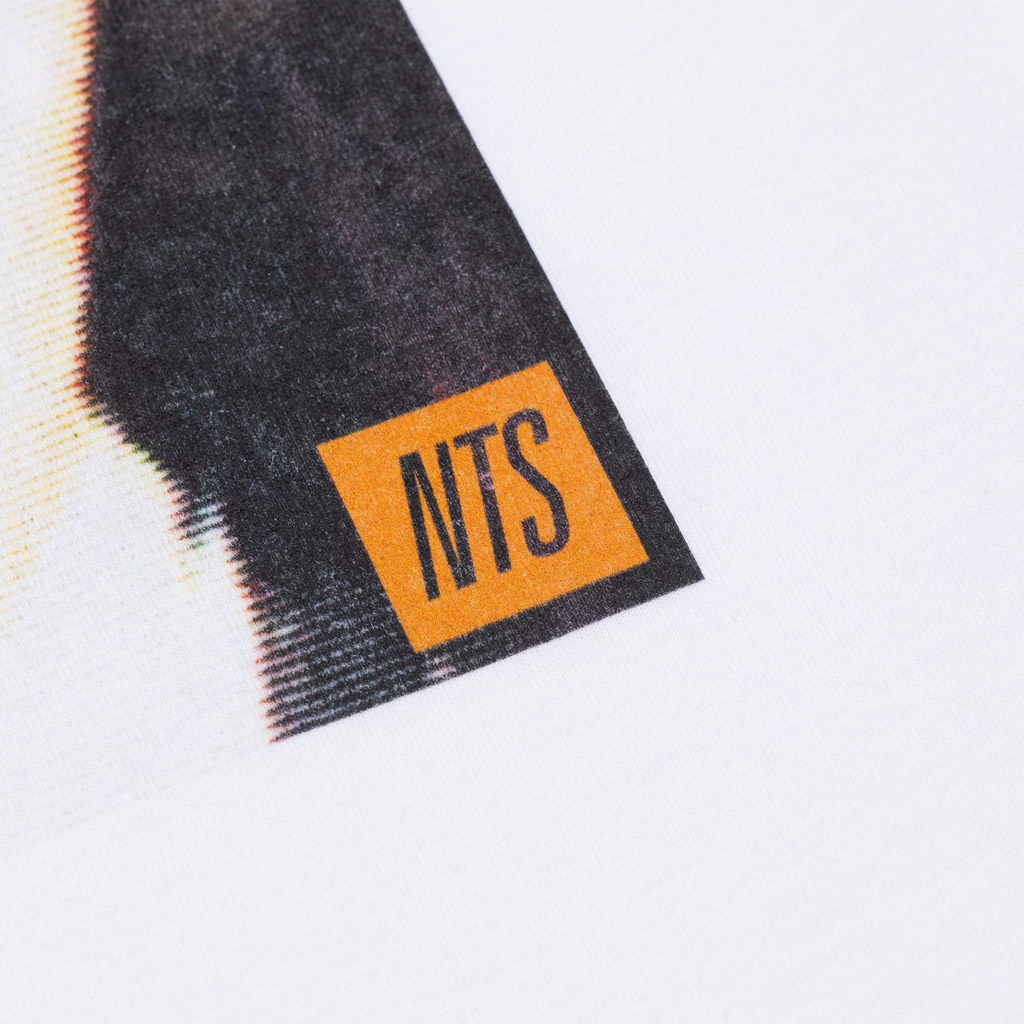 NTS RADIO - POiSON GiRL FRiEND (J-DIGS) x NTS POiSON HAZE TEE – WHITE