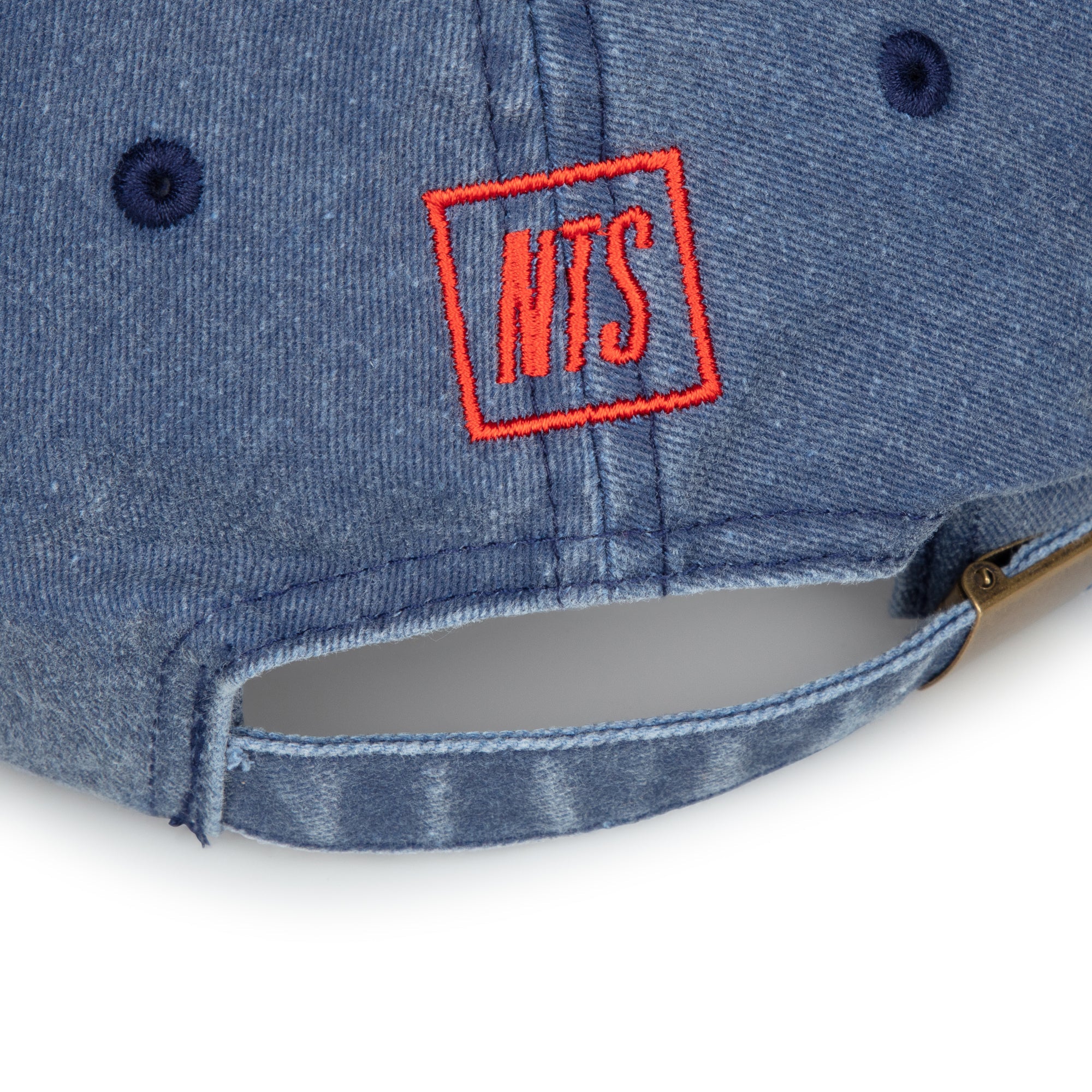 CRAMMED DISCS X NTS NO GURU HOLDS ME CAP - DENIM